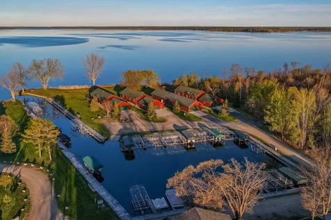 5882 Lakeshore Lane NW Cass Lake MN 56633