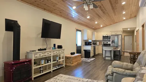 5882 Lakeshore Lane NW Cass Lake MN 56633
