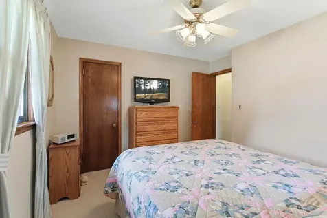 300 Edith Drive West Saint Paul MN 55118