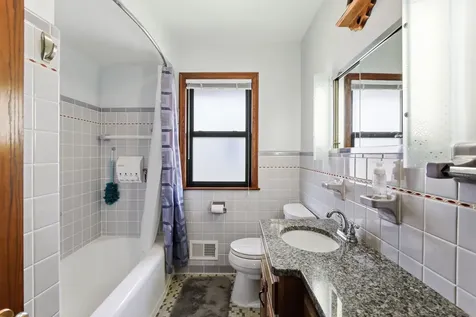 300 Edith Drive West Saint Paul MN 55118