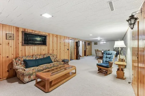 300 Edith Drive West Saint Paul MN 55118