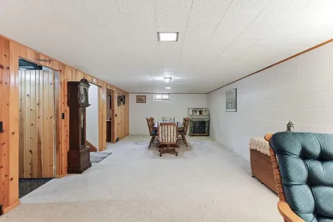 300 Edith Drive West Saint Paul MN 55118