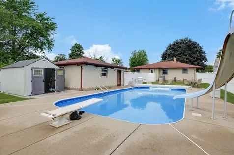 300 Edith Drive West Saint Paul MN 55118