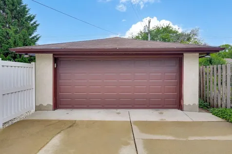 300 Edith Drive West Saint Paul MN 55118