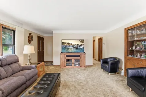 300 Edith Drive West Saint Paul MN 55118