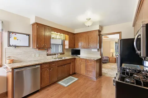 300 Edith Drive West Saint Paul MN 55118