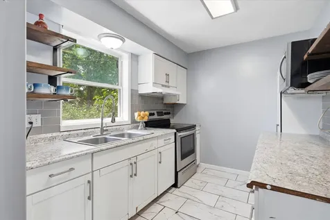 6435 Bryant Avenue N Brooklyn Center MN 55430