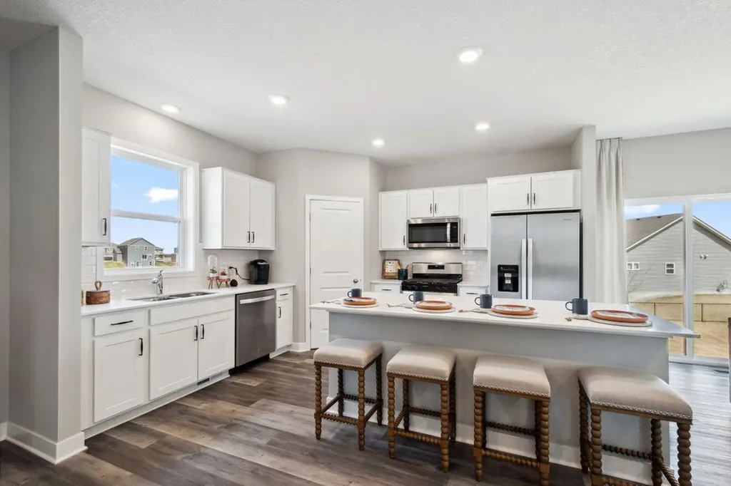 17081 Draper Way Lakeville MN 55044