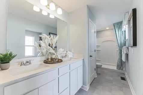 17081 Draper Way Lakeville MN 55044