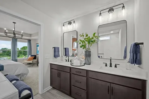 1673 Tyrone Drive Shakopee MN 55379