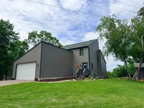 102 Arrowhead Road Emmons MN 56029