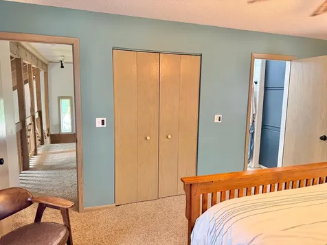 102 Arrowhead Road Emmons MN 56029