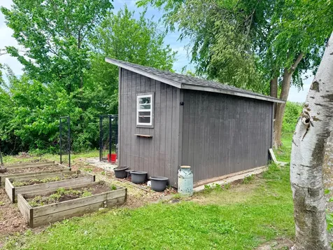 102 Arrowhead Road Emmons MN 56029