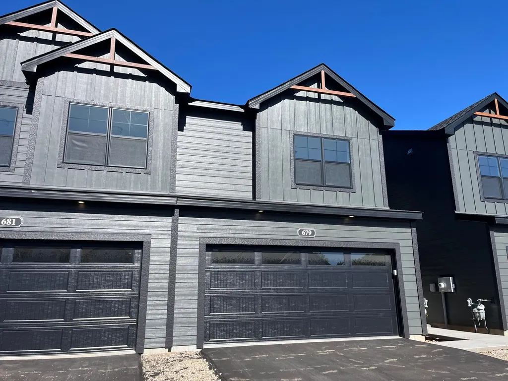 679 Tulare Terrace Newport MN 55055