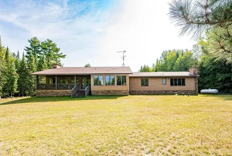 51301 Pine Point Road Bigfork MN 56628