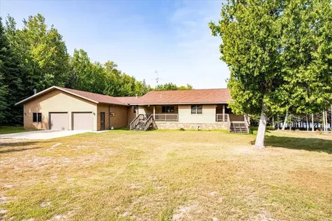 51301 Pine Point Road Bigfork MN 56628