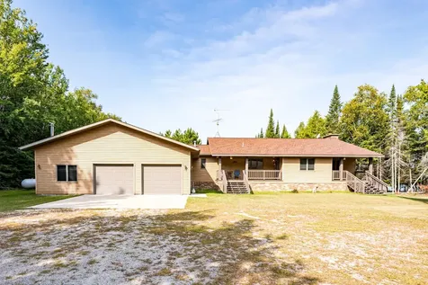 51301 Pine Point Road Bigfork MN 56628