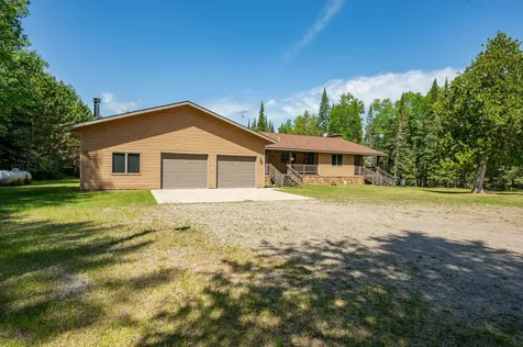 51301 Pine Point Road Bigfork MN 56628
