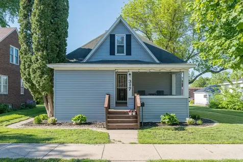 317 Walnut Street SW Sleepy Eye MN 56085
