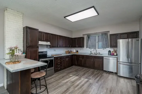317 Walnut Street SW Sleepy Eye MN 56085