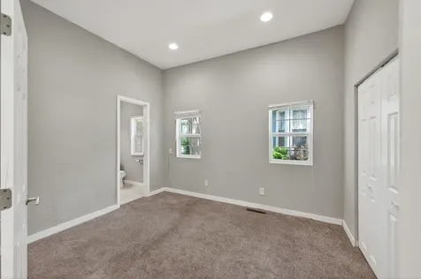 869 Desoto Street Saint Paul MN 55130