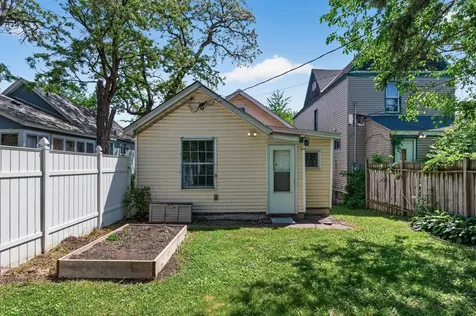 869 Desoto Street Saint Paul MN 55130
