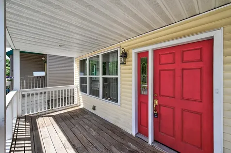 869 Desoto Street Saint Paul MN 55130