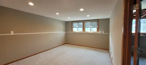8496 Harkness Road S Cottage Grove MN 55016