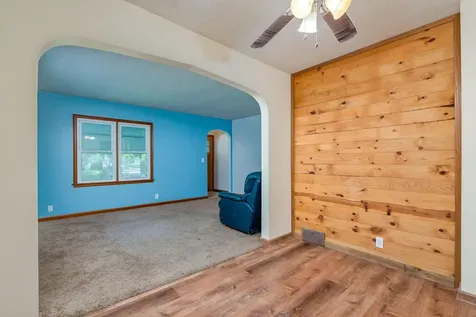 705 N Carver Street Winthrop MN 55396