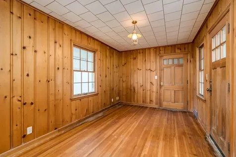 705 N Carver Street Winthrop MN 55396