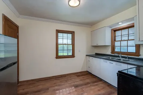 705 N Carver Street Winthrop MN 55396