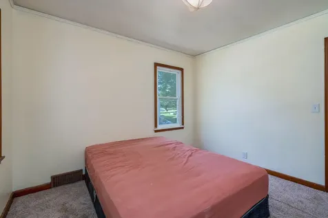 705 N Carver Street Winthrop MN 55396