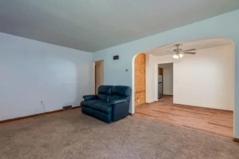 705 N Carver Street Winthrop MN 55396