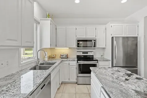 12525 42nd Avenue N Plymouth MN 55441