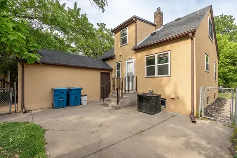 3321 Beard Avenue N Robbinsdale MN 55422