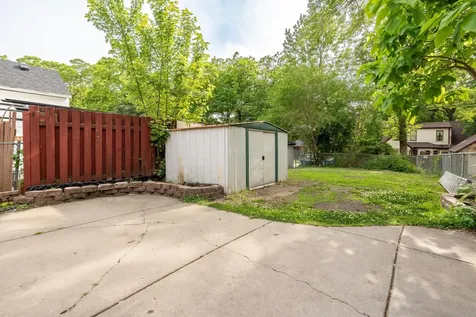 3321 Beard Avenue N Robbinsdale MN 55422