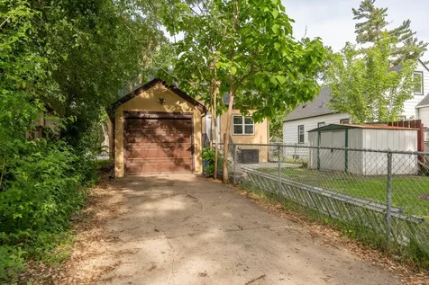 3321 Beard Avenue N Robbinsdale MN 55422