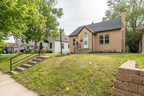 3321 Beard Avenue N Robbinsdale MN 55422