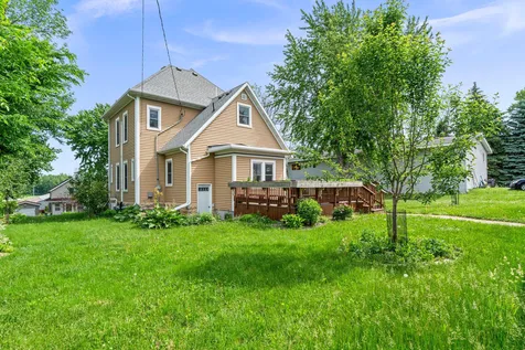 204 Fir Avenue NW Montgomery MN 56069