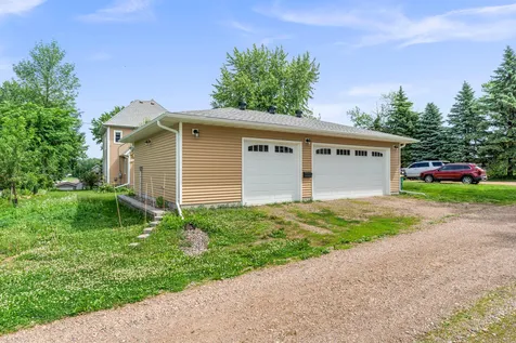 204 Fir Avenue NW Montgomery MN 56069