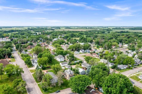 204 Fir Avenue NW Montgomery MN 56069