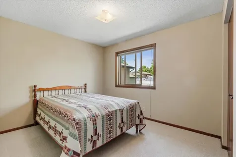 907 California Avenue W Saint Paul MN 55117