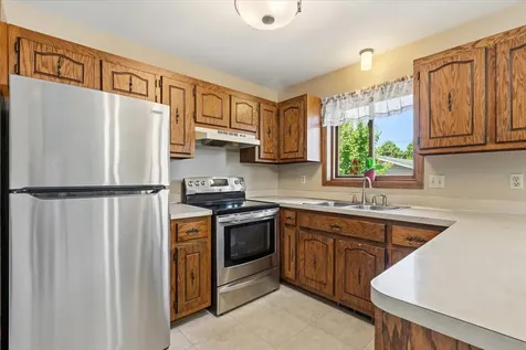 907 California Avenue W Saint Paul MN 55117
