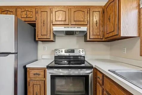 907 California Avenue W Saint Paul MN 55117