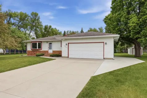 1301 60th Avenue N Moorhead MN 56560