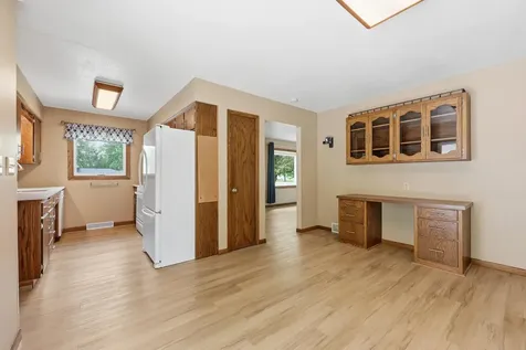 1301 60th Avenue N Moorhead MN 56560