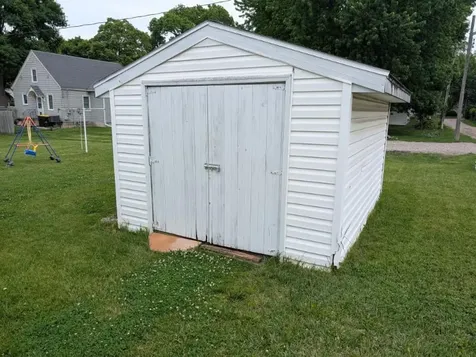 377 1st Street SW Wells MN 56097