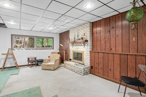 1809 W 138th Street Burnsville MN 55337
