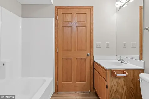 1906 Tuenge Drive Stillwater MN 55082