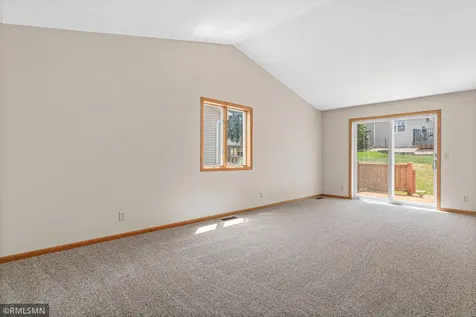 1906 Tuenge Drive Stillwater MN 55082